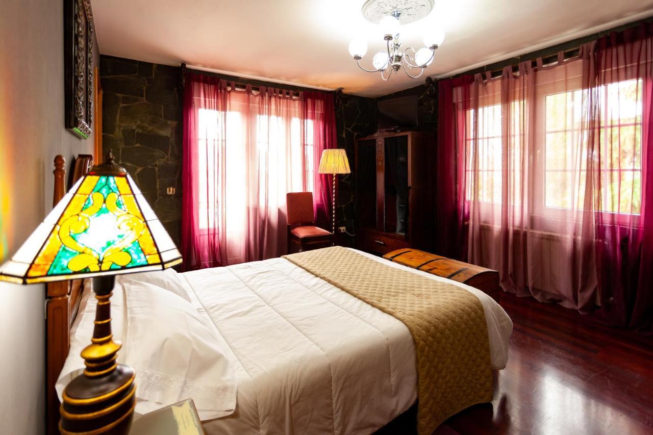 Bed and Breakfast Agro Da Gandarela Teo Exterior foto